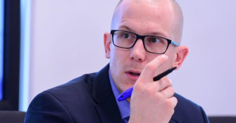 Tobias Vestner Presents Study on Arms Trade Treaty Implementation