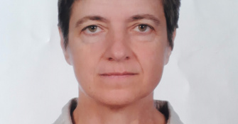 Ms Natascha Hryckow
