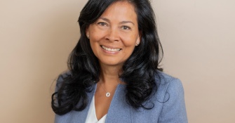 Ms Natalia Alvarez