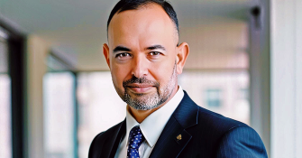 Dr Paul de Souza
